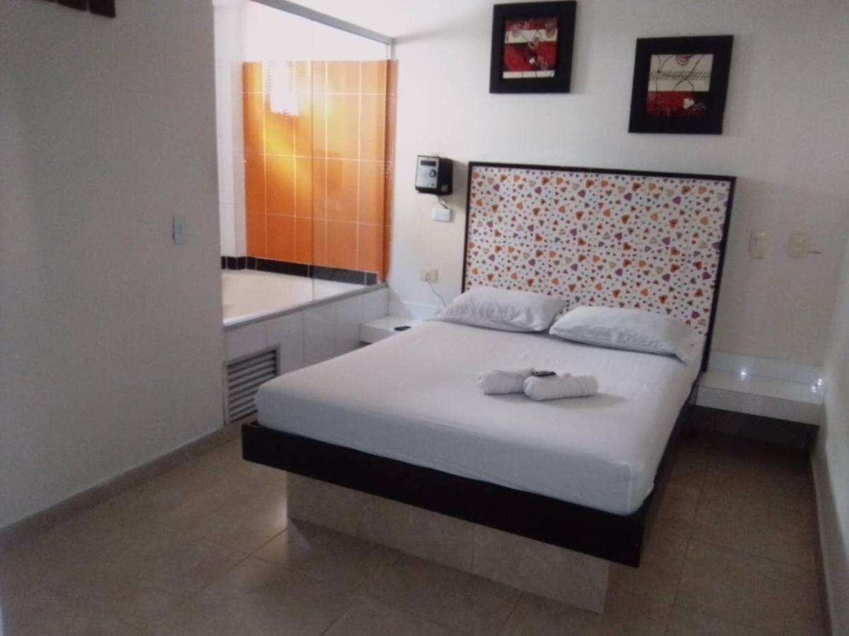 Hotel Marat Medellín Eksteriør bilde